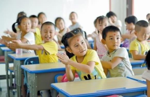 幼儿园收费新规落地，托管服务迎来双重利好